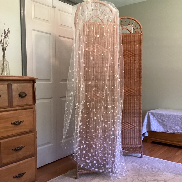 BHLDN Anthropologie Blossom veil - Picture 5 of 5
